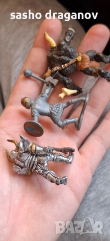 3 мини фигурки - минотавър и рицари, снимка 9 - Фигурки - 52398693