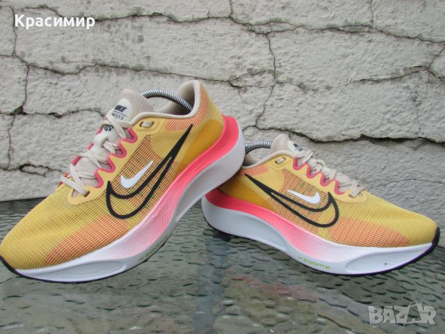 Дамски маратонки за бягане Nike Zoom Fly 5, снимка 9 - Маратонки - 46397872