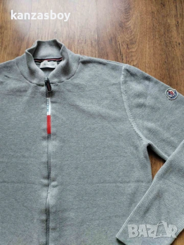 Moncler - страхотен мъжки пуловер Л, снимка 3 - Пуловери - 53596819