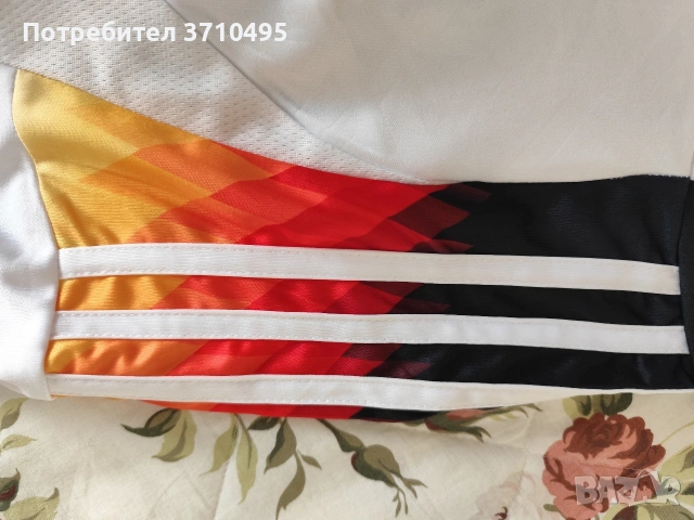 ПРОДАВАМ ФЛАНЕЛКА ADIDAS НА ГЕРМАНИЯ , снимка 10 - Футбол - 53967442