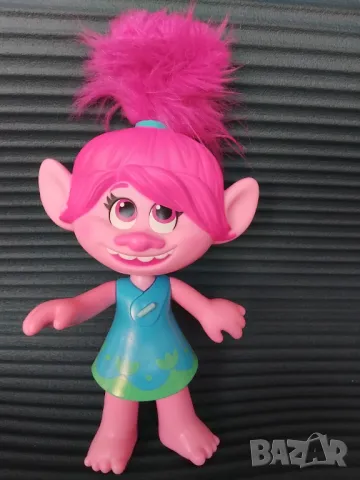 HASBRO Trolls Poppy Feature Dolls Пееща кукла, снимка 4 - Музикални играчки - 49054993