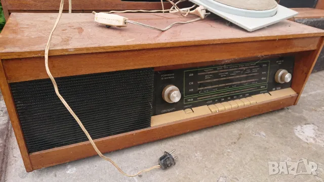 Стари ретро радио апарати, усилвател правен , снимка 3 - Антикварни и старинни предмети - 50074925