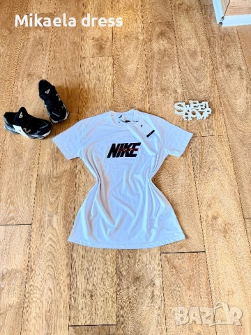 Продавам супер свежа тениска Nike в оверсайз модел с 3/4 ръкав. Цветът е бял., снимка 5 - Тениски - 53882207