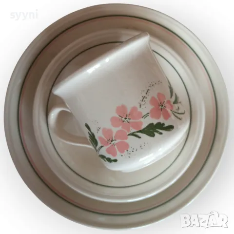 Сервиз за закуска от Biltons England ,,Розови цветя"., снимка 5 - Сервизи - 49665321
