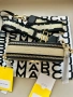 Оригинална чанта Marc Jacobs Snapshot, снимка 2