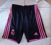 Оригинални къси панталони на Реал Мадрид, снимка 1