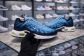  Дамски маратонкиNike Air Max  Plus , снимка 3