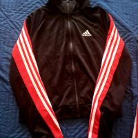 Дамски екип Adidas  размер С, снимка 1 - Спортни екипи - 45204858