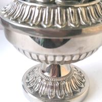 Seba, Посребрена вазичка, Англия, снимка 1 - Декорация за дома - 45384239