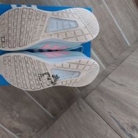 Маратонки Adidas, снимка 3 - Детски маратонки - 45492184