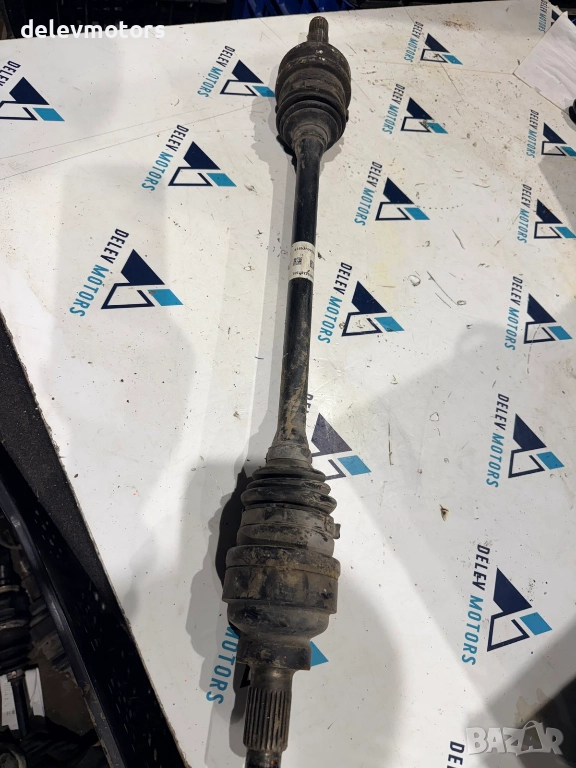 396015DA0A задна лява полуоска от Infiniti Q30S 2.0T 211ph., engine 270920 , снимка 1