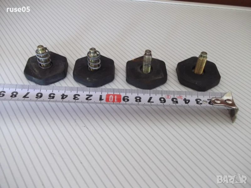 4 бр.регулируеми дистанционери за повдигане на перални и др., снимка 1