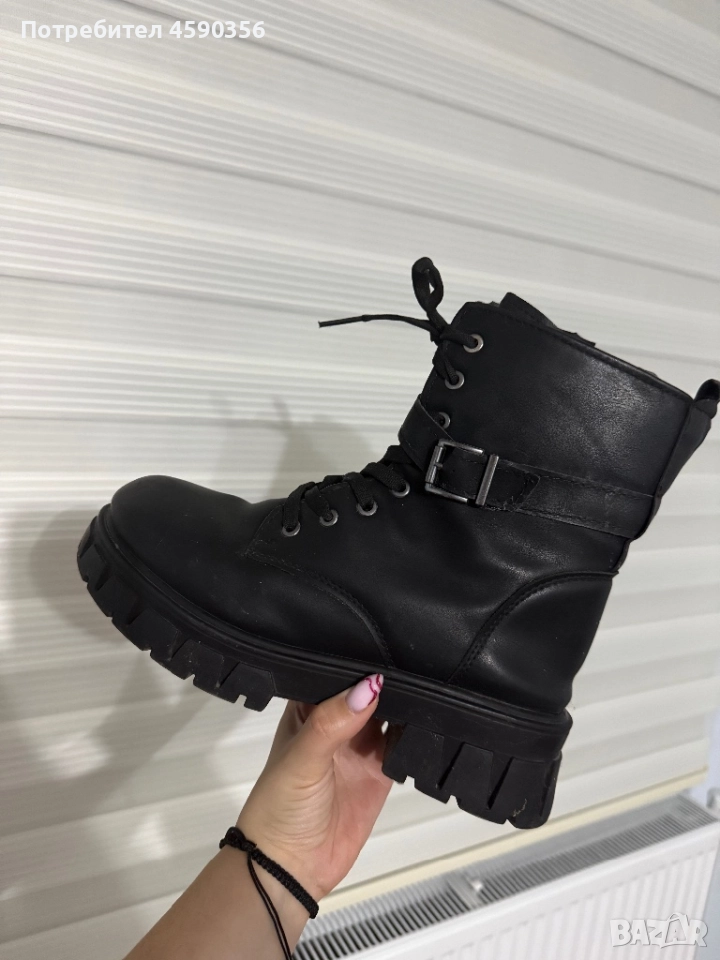 Боти, снимка 1