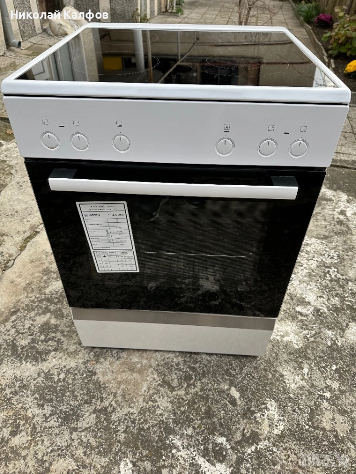 Свободно стояща готварска печка Бош/Bosch, снимка 1