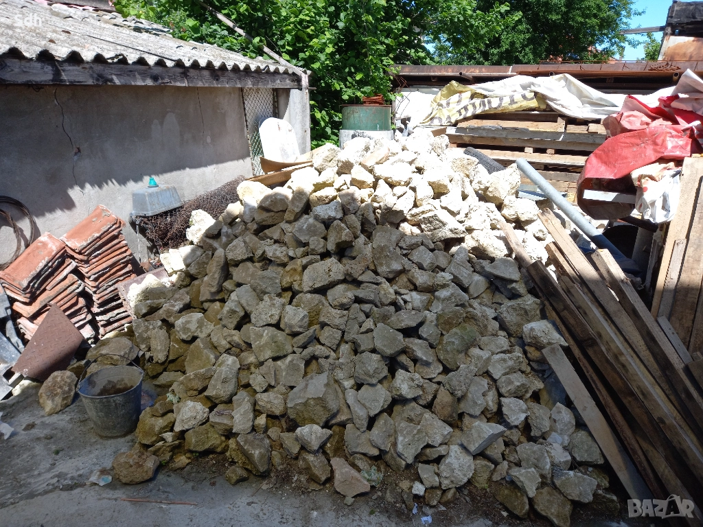 Подарявам камъни, снимка 1