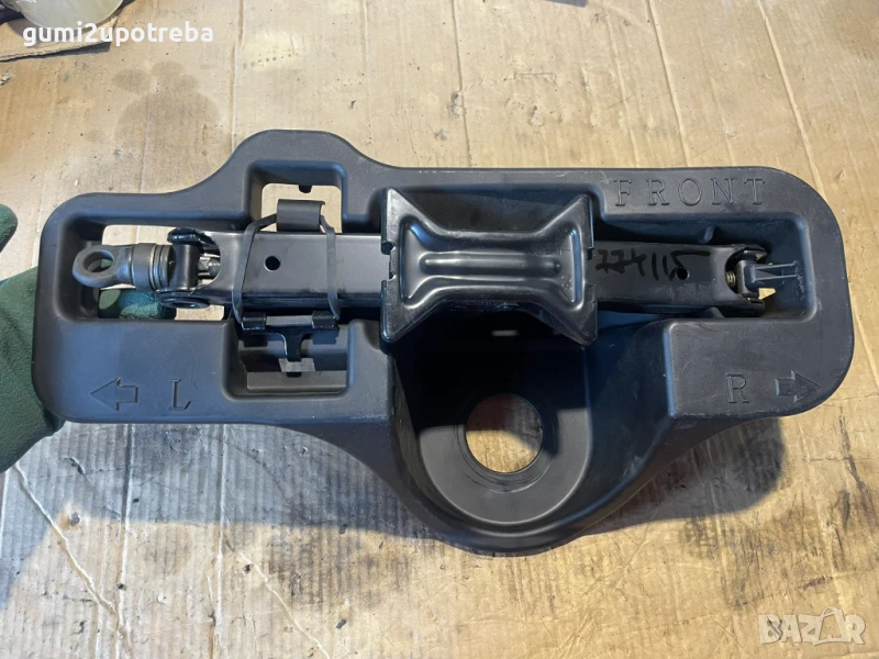 Авто Крик Авариен Крик за Toyota Prius Оригинал, снимка 1