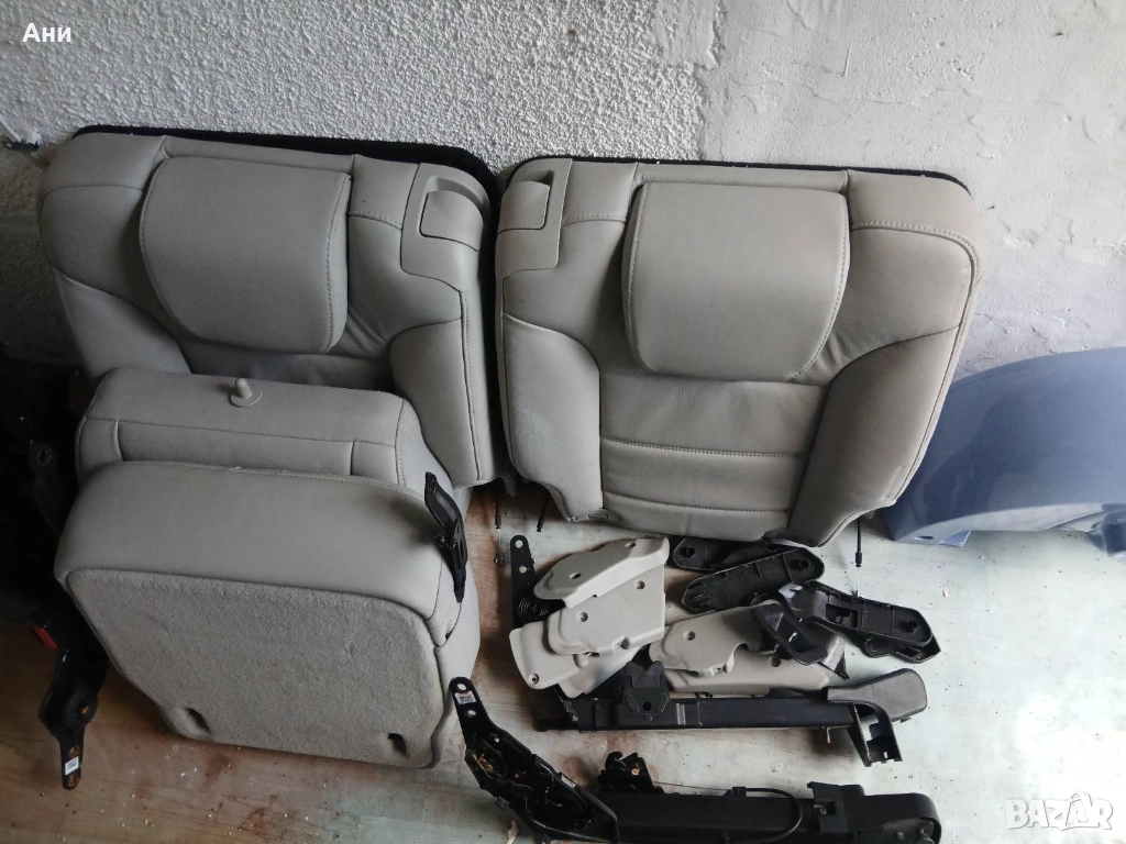 Задни седалки от Мерцедес R класа W251 facelift , снимка 1