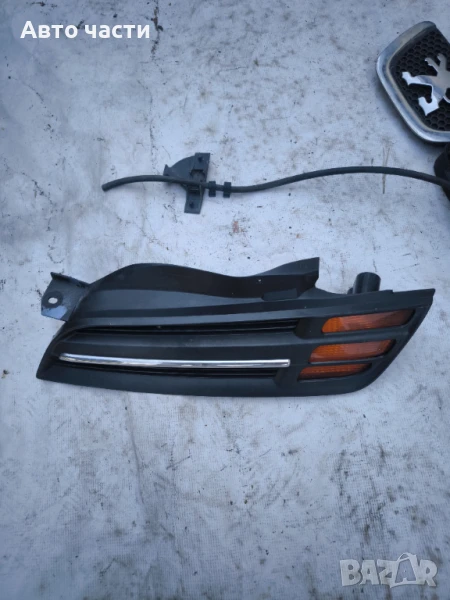 Лява решетка мигач ляв мигач Nissan Micra K12 (2003-2005г.) 62320AX600 / 26130AX600 / Нисан Микра, снимка 1