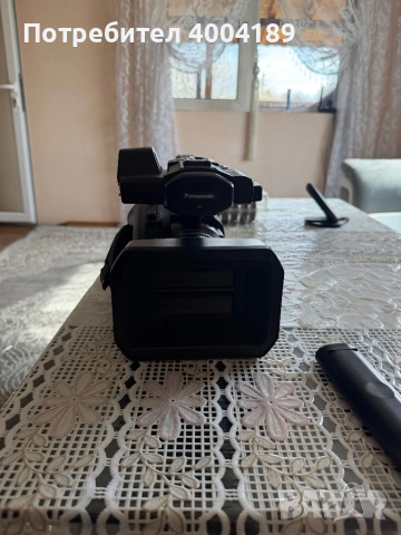 Видеокамера Panasonic-AG-UX90 4К, снимка 3 - Камери - 54055359