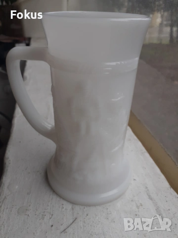 Американска халба за бира млечно стъкло Heat Proof USA, снимка 3 - Антикварни и старинни предмети - 53431637