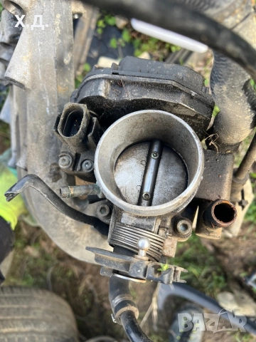 Дроселова клапа Ауди А4 Б5 1.6 100кс 