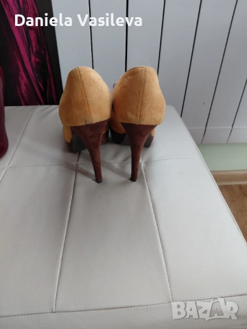 Цветни, елегантни обувки р-р 39, снимка 5 - Дамски обувки на ток - 54277983