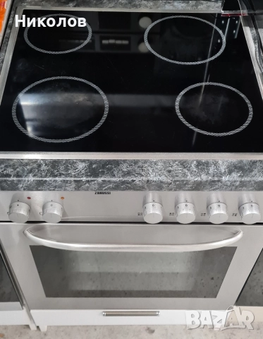 Свободностояща готварска печка ZANUSSI с керамични котлони , снимка 7 - Печки, фурни - 52362731