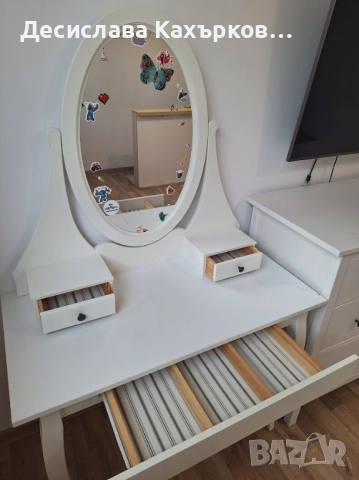 Тоалетка с огледало, снимка 2 - Тоалетки - 52622006