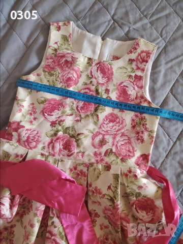 Детска официална рокля, снимка 2 - Детски рокли и поли - 54088889