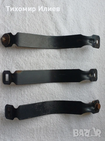 Стойки за кора под двигателя за Мерцедес 190, снимка 2 - Части - 53714364