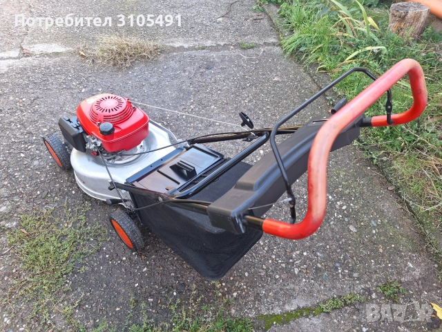 Косачка Honda 4.5к.с. без самоход мулчираща с кош, снимка 8 - Градинска техника - 52160625