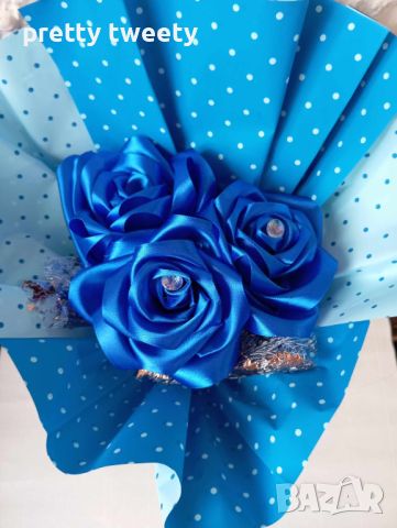 Букет от сатенени рози с диамантчета, снимка 1 - Подаръци за жени - 45810407