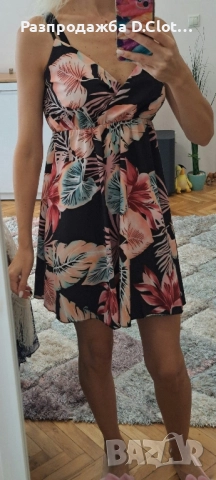 нова рокля на цветя, снимка 7 - Рокли - 51365436