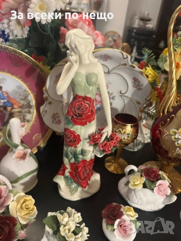 Old Tupton Ware England  Circa 1997 “ Царицата на розите” Код P2122, снимка 13 - Декорация за дома - 54159163