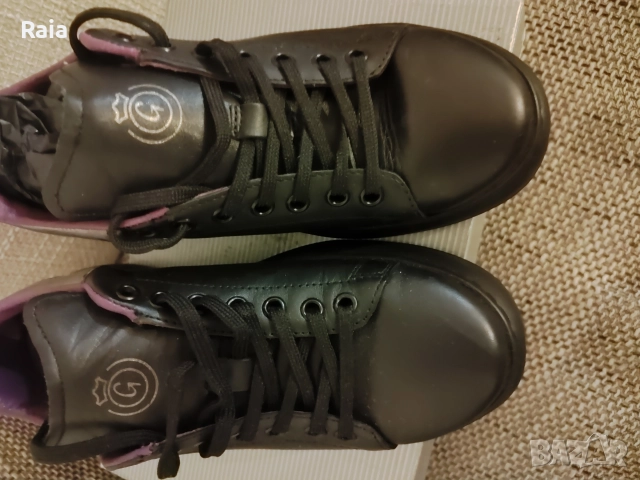 маратонки от естествена кожа 38 номер, снимка 2 - Маратонки - 52886962