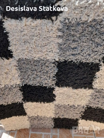 Продавам килим