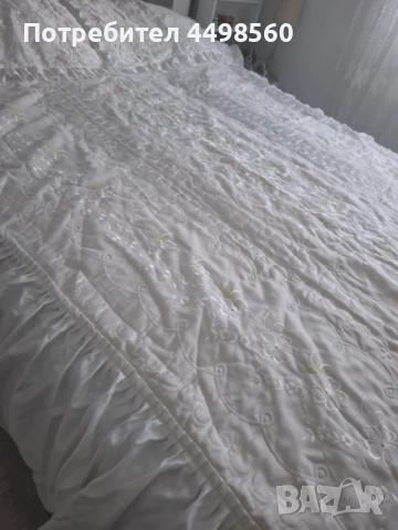 Кувертюра/Шалте за спалня с къдрици 3 части, снимка 4 - Покривки за легло - 51659790