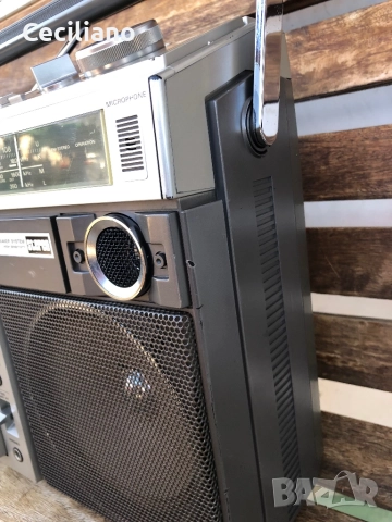 Радиокасетофон Hitachi TRK-8190 – Топ!, снимка 8 - Радиокасетофони, транзистори - 52774196