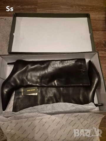 нови ботуши от естествена кожа Gino Rossi, снимка 3 - Дамски ботуши - 53938446