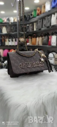 чанти guess , снимка 4 - Чанти - 49047258