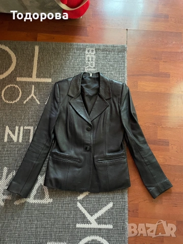 Черно сако естествена кожа