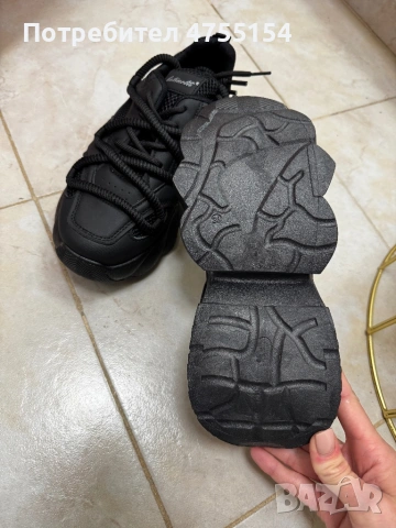 Нови черни маратонки , снимка 4 - Маратонки - 54126987