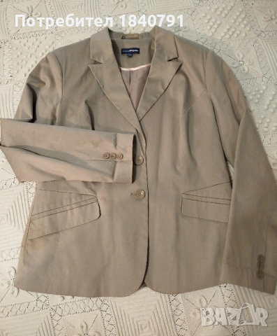 Бежово сако Charles VÖgele – размер L (№ 44), снимка 4 - Сака - 53495201