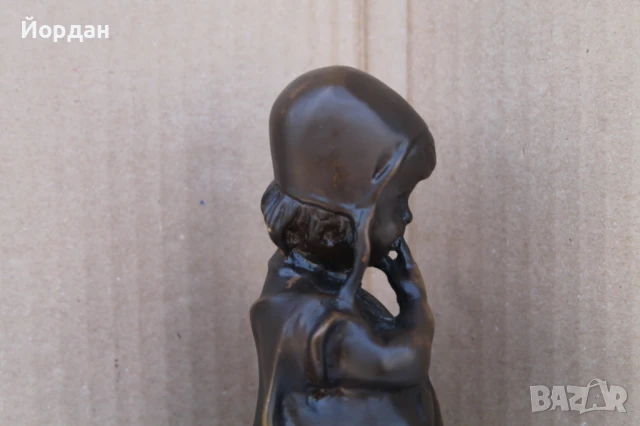 Бронзова фигура ''Момиче с обувка'', снимка 16 - Колекции - 51170553
