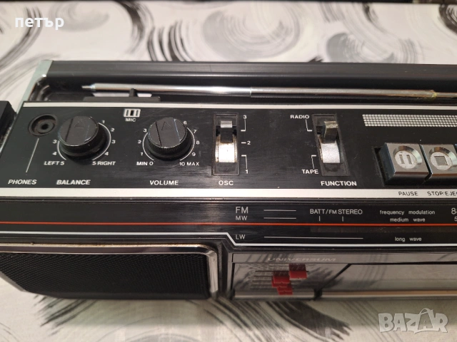 Касетофон Универсум, снимка 5 - Радиокасетофони, транзистори - 54245706