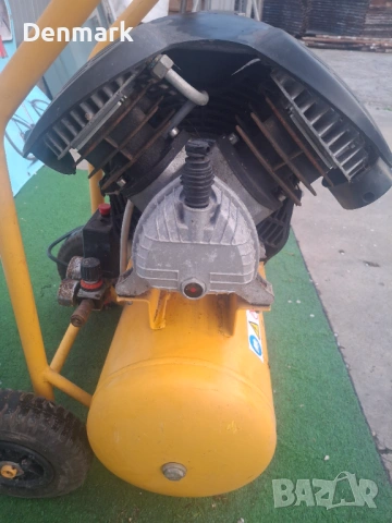 Двуцилиндров компресор, снимка 2 - Компресори - 54128218