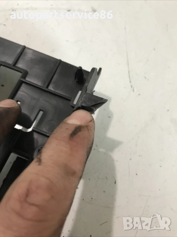 Държач за електронен блок за управление на двигателя за Peugeot 407 1.6 HDI (2005) 9647492880