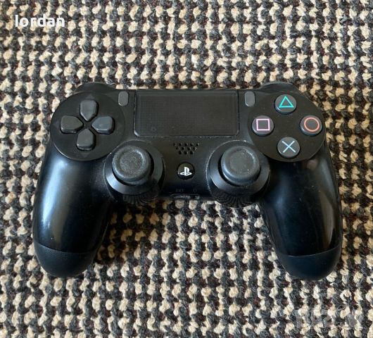 Контролер PS4 DualShock 4, снимка 1 - Аксесоари - 45481532