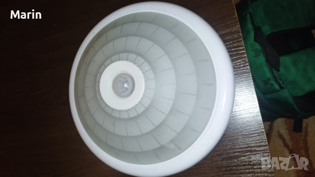 Плафон  с сензор 