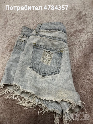 Дамски къси дънки, снимка 2 - Дънки - 54196346
